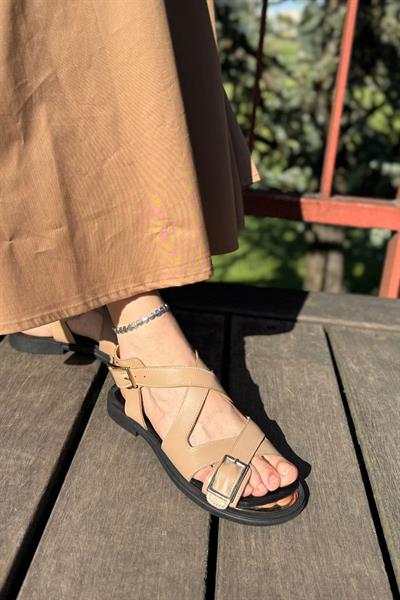 Bantlı Hakiki Deri Kadın Sandalet Bej