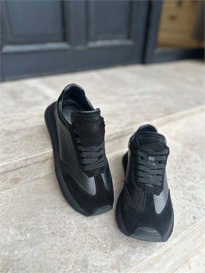 Deri Nubuk Geçişli El Yapımı Kadın  Spor Siyah
