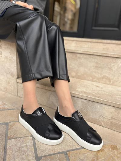 Düz Taban Çapraz Bantlı %100 Hakiki Deri Kadın Sneakers Siyah