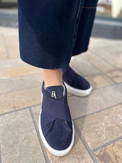 Düz Taban Çapraz Bantlı %100 Hakiki Deri Kadın Sneakers Lacivert