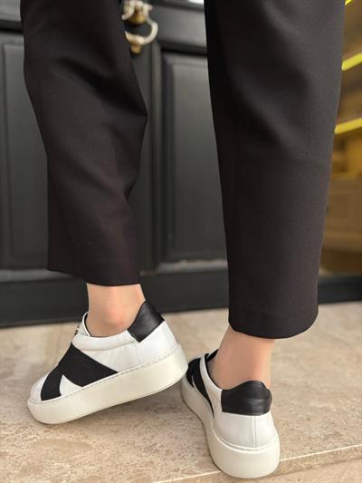 Düz Taban Çapraz Bantlı %100 Hakiki Deri Kadın Sneakers Beyaz