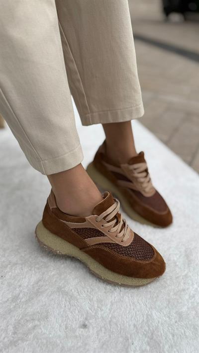 Hasır Detaylı Özel İşçilikli %100 Hakiki Deri Kadın Sneaker Kahverengi