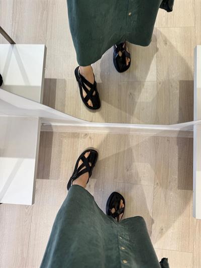 Moanna Çapraz Detaylı Babet Siyah