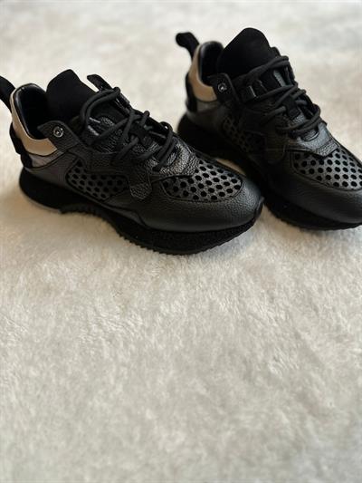 Nefes Alabilen Lazer Kesim %100 Hakiki Deri Sneaker Siyah