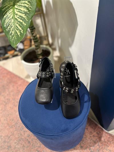Punk Stil Göz Detaylı %100 Hakiki Gri Süet Babet Siyah