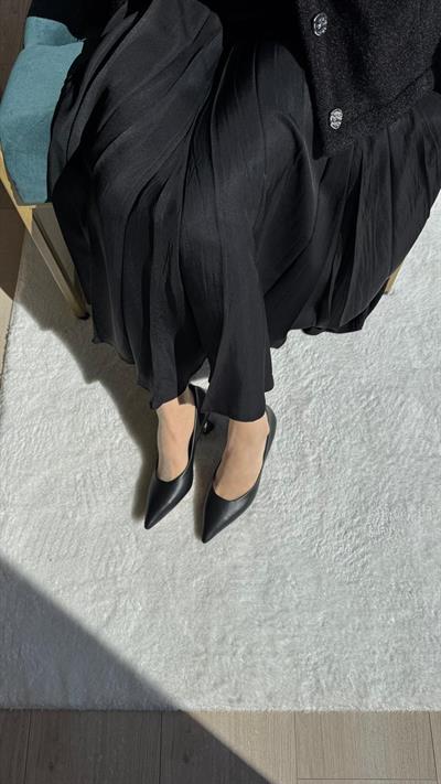 Topuk Detaylı %100 Hakiki Deri Stiletto Siyah