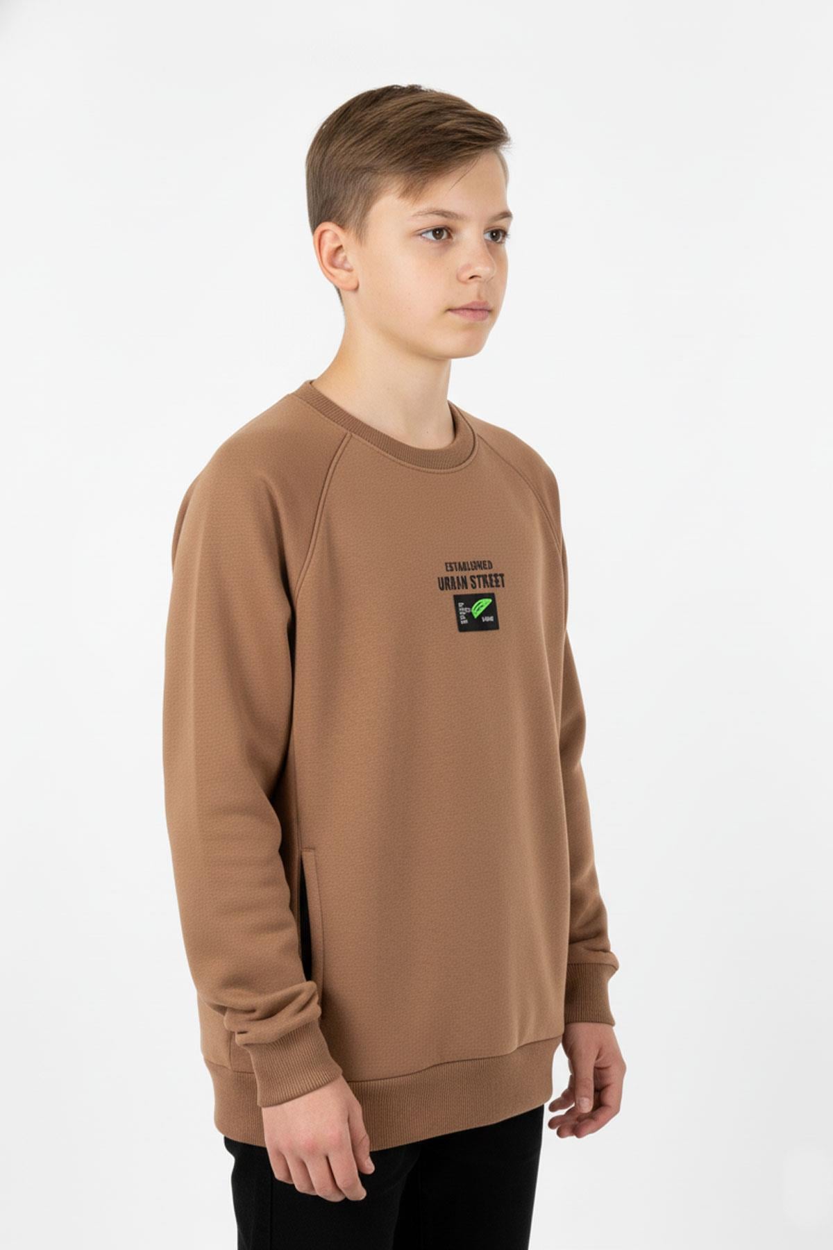Kanguru Cepli Baskılı Detaylı Erkek Çocuk Sweatshirt