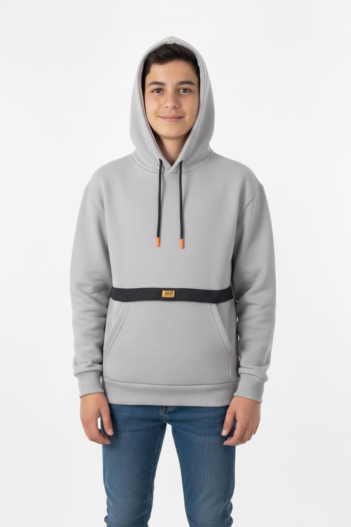 Kapşonlu Kanguru Cepli Detaylı Erkek Çocuk Sweatshirt