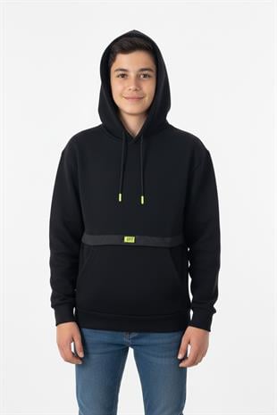 Kapşonlu Kanguru Cepli Detaylı Erkek Çocuk Sweatshirt