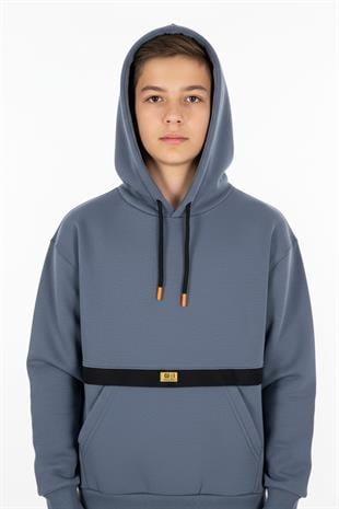 Kapşonlu Kanguru Cepli Detaylı Erkek Çocuk Sweatshirt