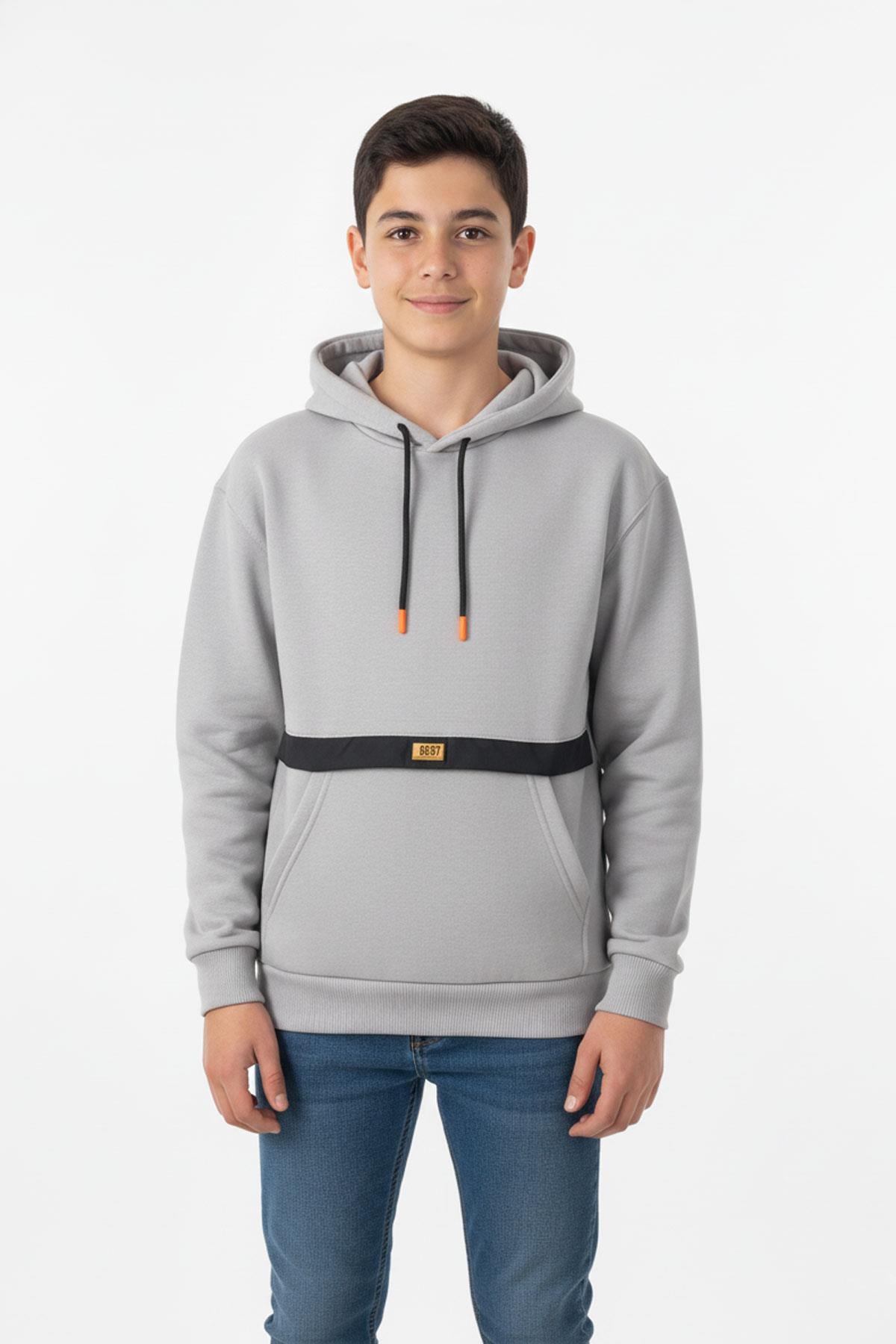 Kapşonlu Kanguru Cepli Detaylı Erkek Çocuk Sweatshirt