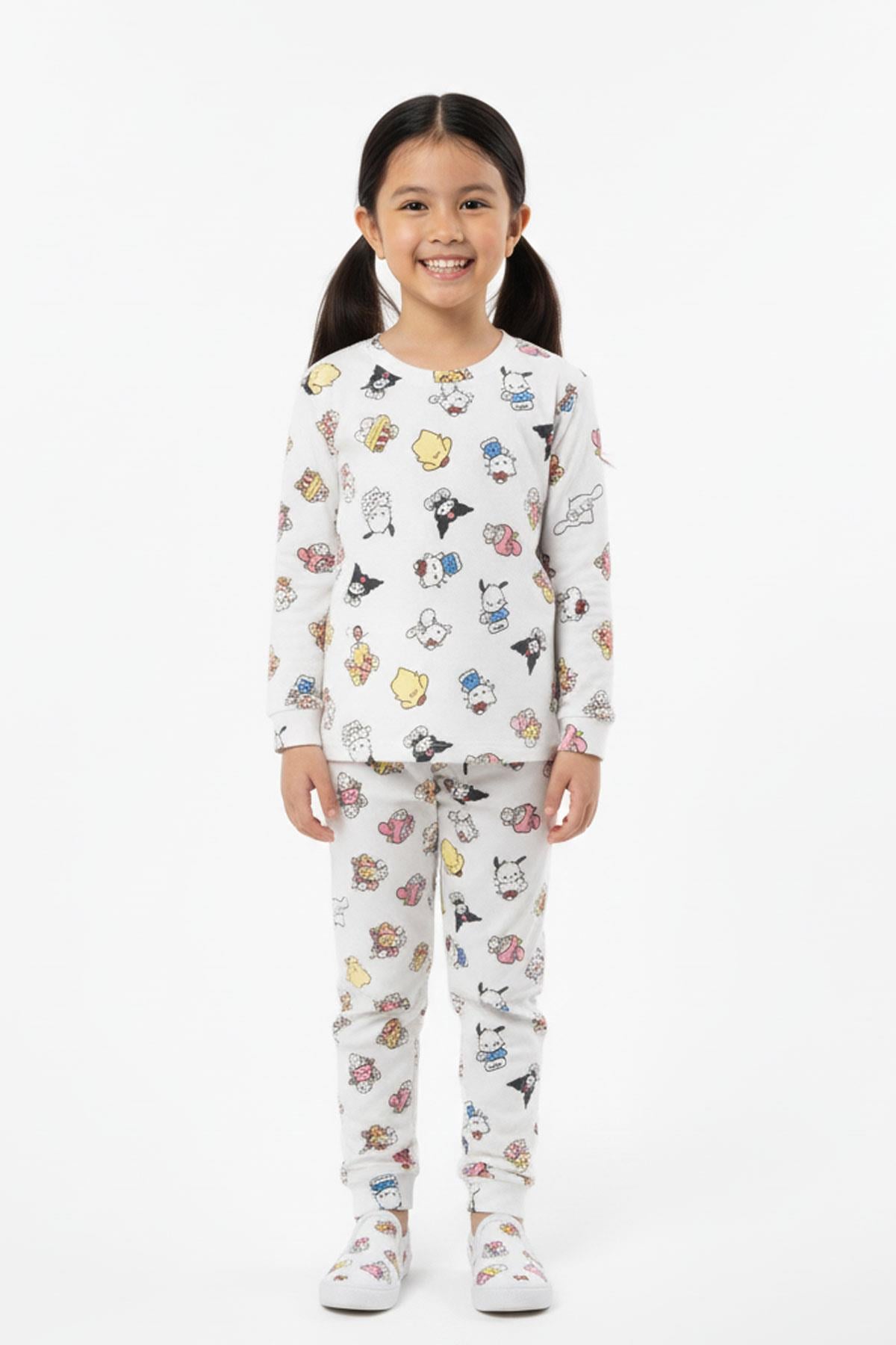 Kız Çocuk Sevimli Karakterli Mevsimlik Rahat Pijama Takımı