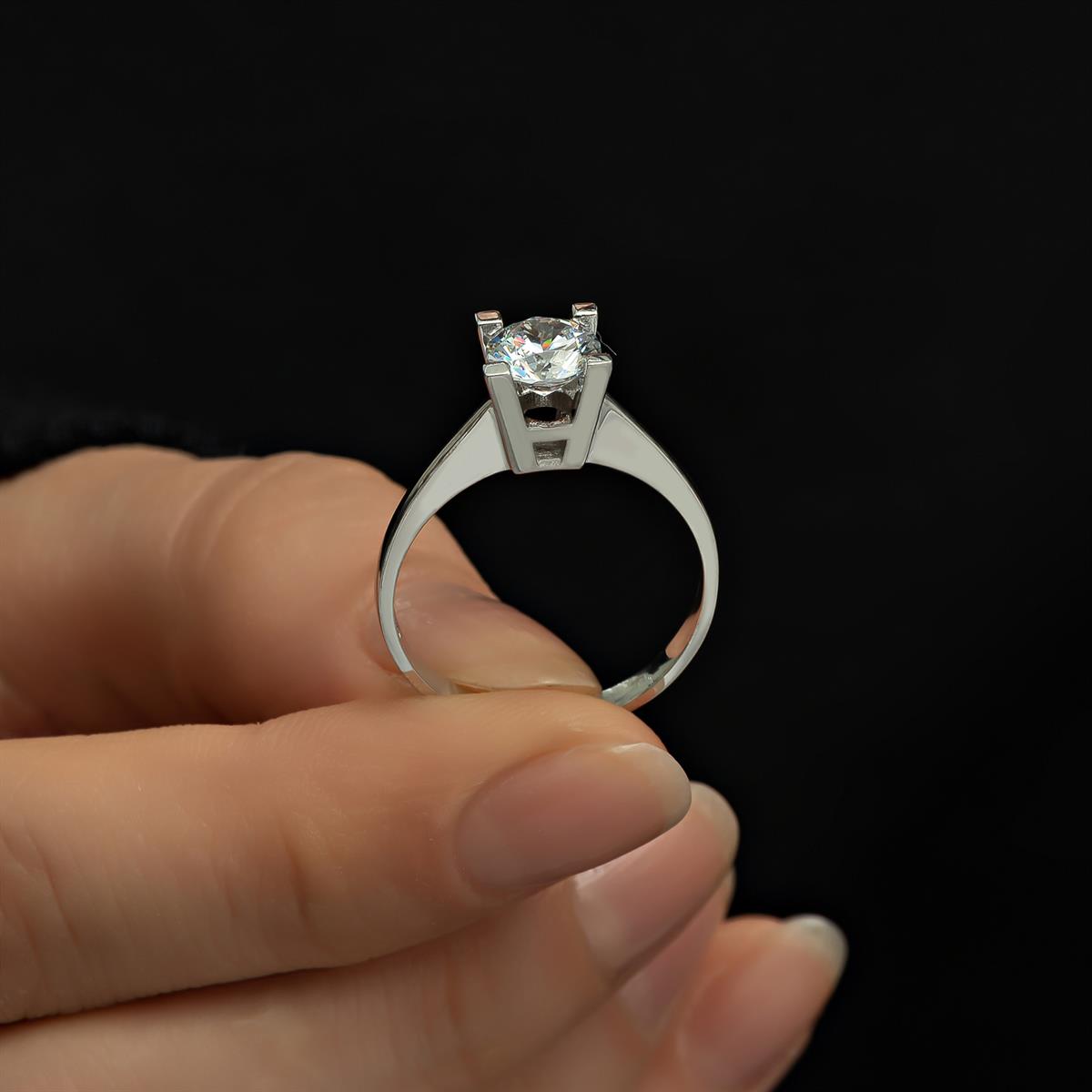4 Tırnak Swarovski Taşlı Gümüş  Yüzük