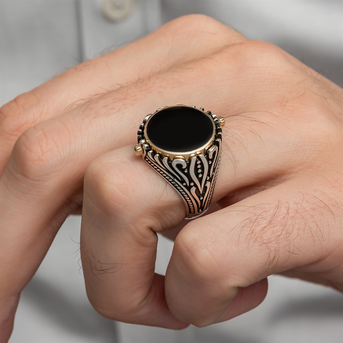 Çift Taraflı Mineli İsimli 925 Gümüş Erkek Yüzük