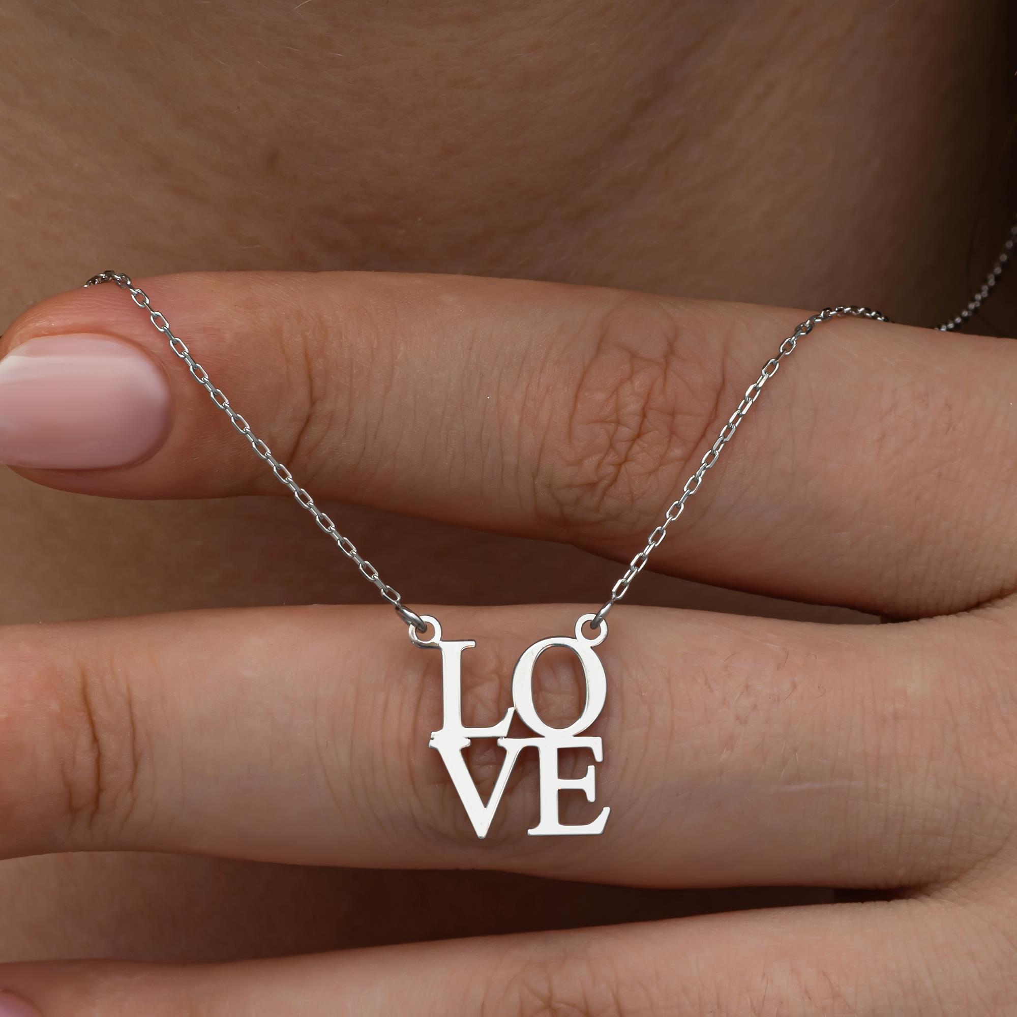 Love Yazılı 925 Gümüş Kolye