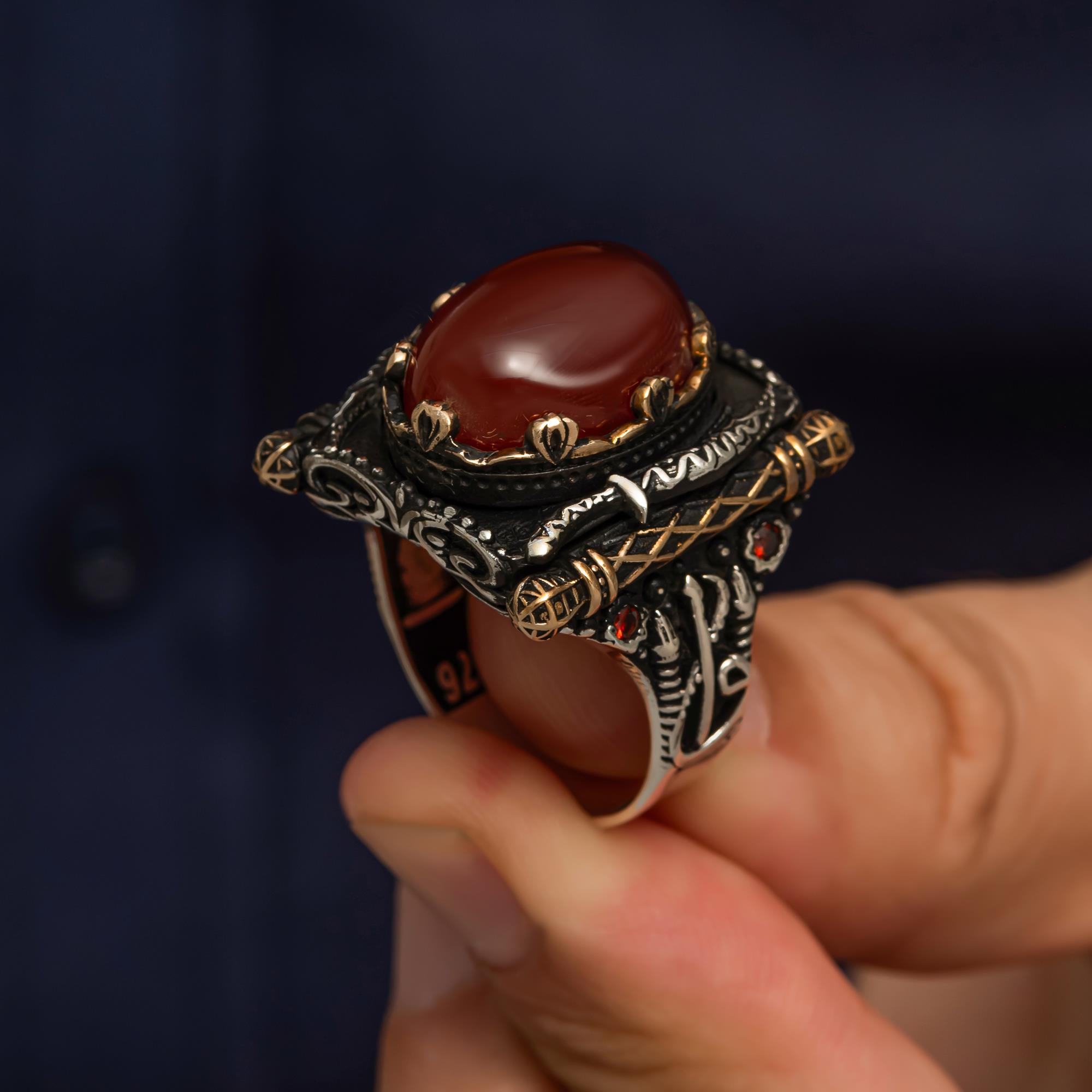 Oval Akik Taşlı Elifvav 925 Ayar Gümüş Yüzük