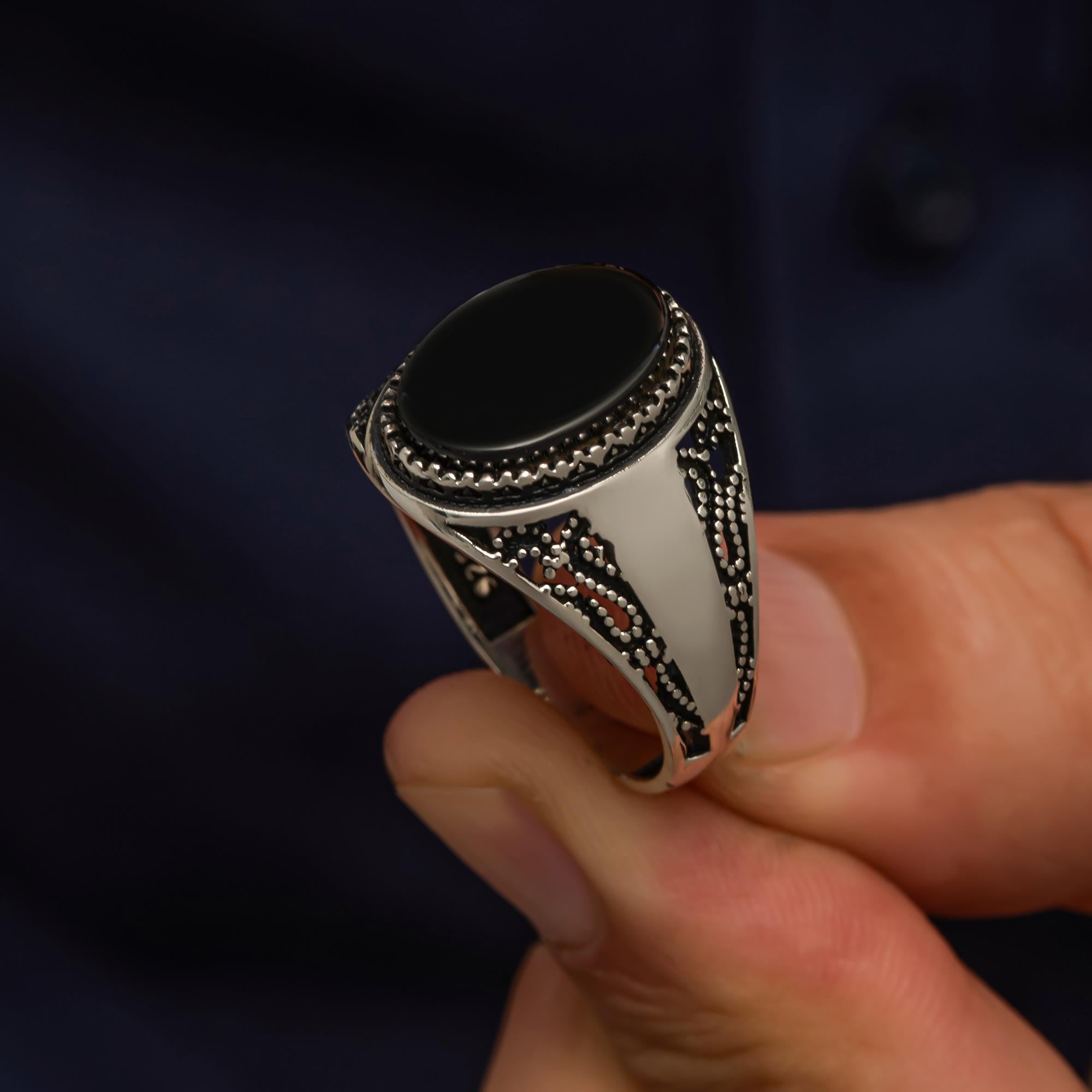 Siyah Oval Oniks Taşlı 925 Gümüş Yüzük