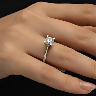 4 Tırnak Swarovski Taşlı Gümüş  Yüzük