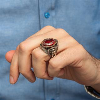 Aslan Başı Kapı Tokmak Modeli Kırmızı Taşlı 925 Gümüş Yüzük