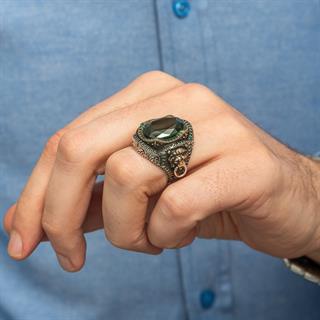Aslan Başı Kapı Tokmak Modeli Yeşil Taşlı 925 Gümüş Yüzük