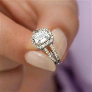 Baget Zirkon Taşlı Tektaş Gümüş Bayan Yüzük