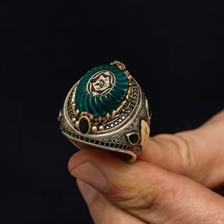Fetih Koleksiyonumuzdan Kurt Başı Desenli 925 Ayar Erkek Gümüş Yüzük