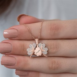 Gümüş Açılır Kapanır Yonca İsimli Kolye