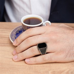 Kare Siyah Oniks Taşlı 925 Gümüş Erkek Yüzük