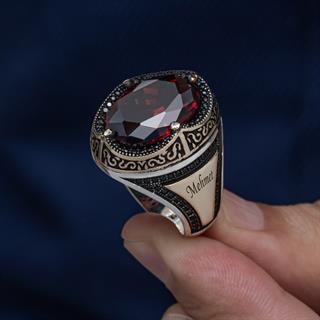Kırmızı Taşlı Oval İsimli 925 Gümüş Erkek Yüzük