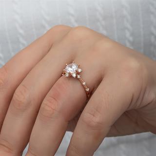 Prenses Model Rose Kaplama Zirkon Taşlı Gümüş Tektaş Yüzük
