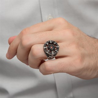 Pusula Desenli Mikro Taşlı 925 Gümüş Erkek Yüzük