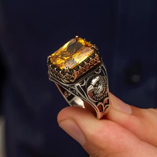 Sarı Taşlı Şahin Başı Motifli 925 Gümüş Erkek Yüzük
