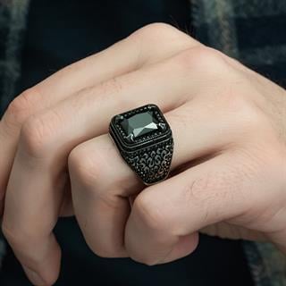 Siyah Zirkon Taşlı Mikro Taş İşlemeli  Gümüş Erkek Yüzük