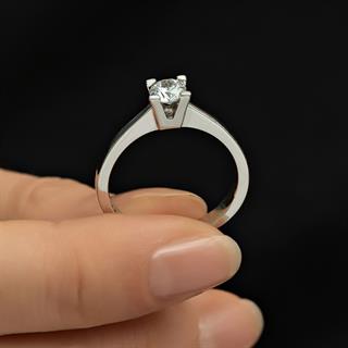 Swarovski Taşlı Gümüş Yüzük