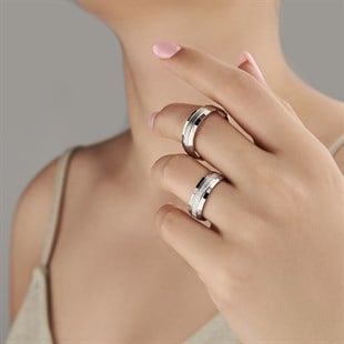 Yeni Tasarım Ortası Kalemli Rodyumlu Çift Gümüş Alyans Yüzük