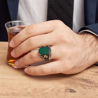 Yeşil Akik Taşlı Tuğra Desenli Gümüş Erkek Yüzük