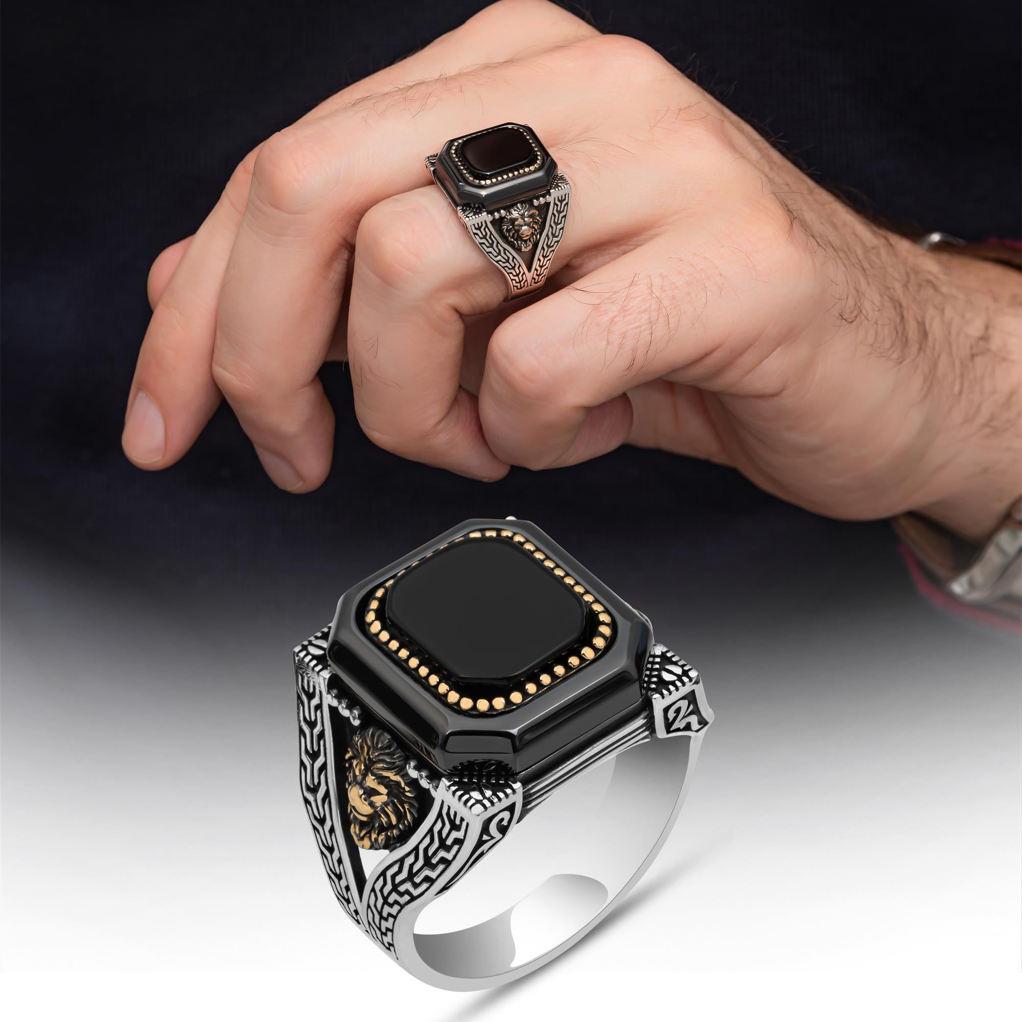 Aslan Başı Motifli Kare Oniks Taşlı 925 Gümüş Erkek Yüzük