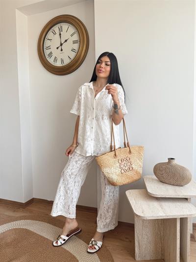 BEYAZ DANTELLİ GÖMLEK PANTOLON TAKIM