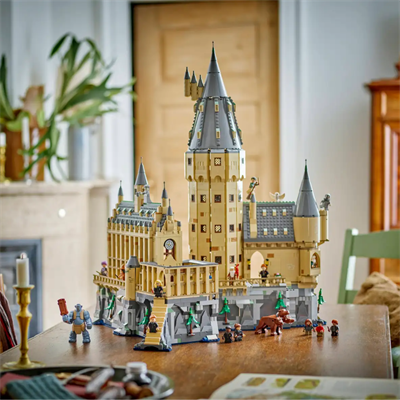 LEGO® Harry Potter™ Hogwarts Şatosu: Ana Kule