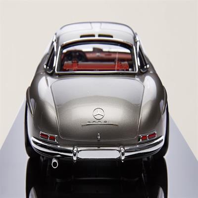 Mercedes-Benz 300 SL 