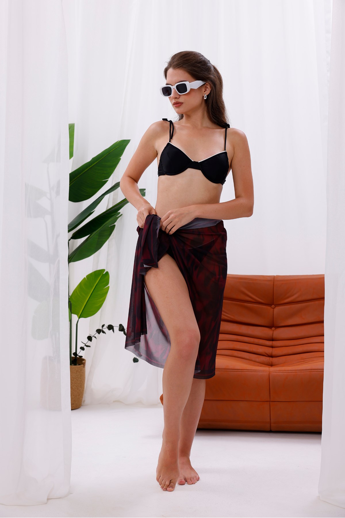 İç Gösterir Transparan Pareo - Kırmızı Sis Model 150x95 Cm