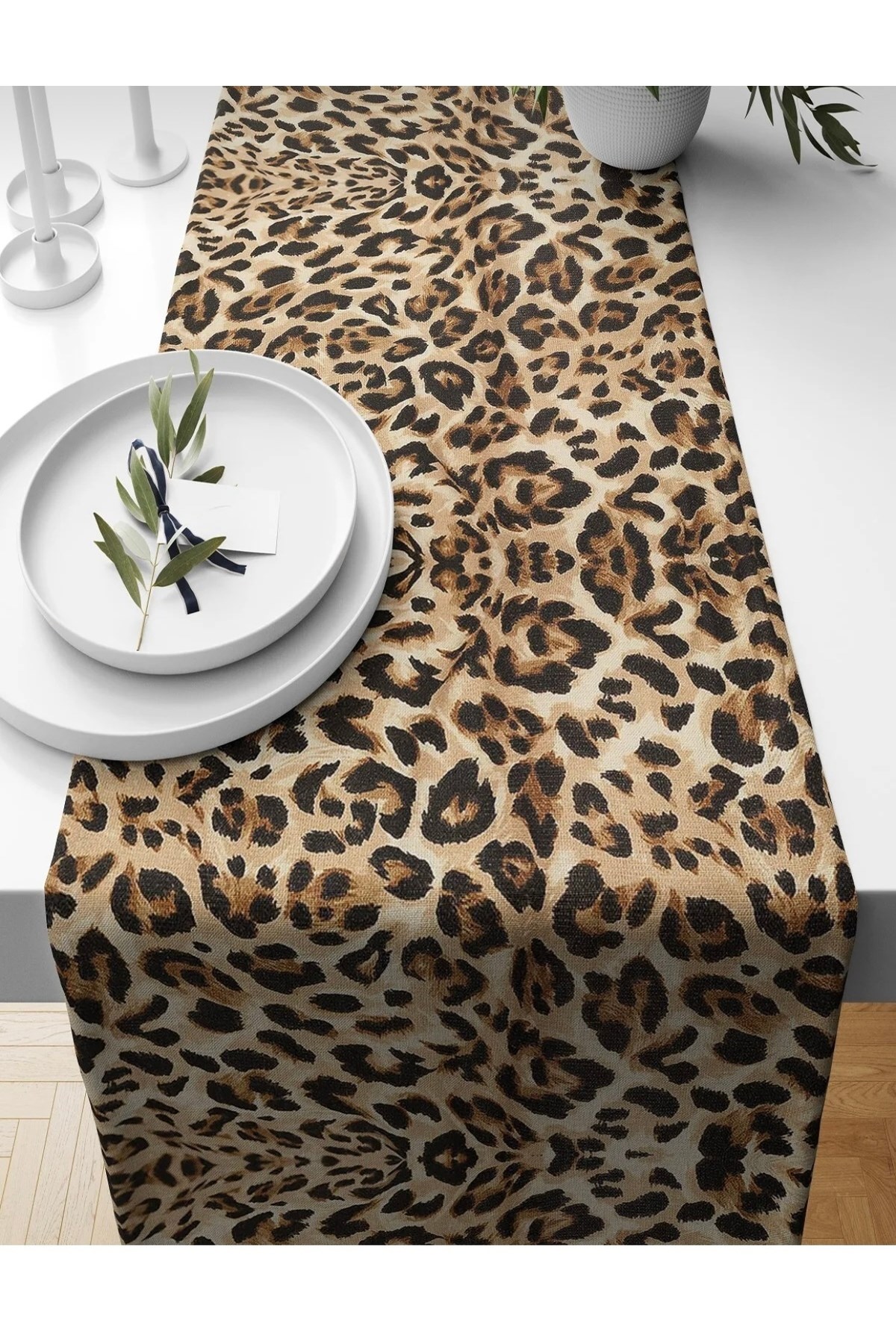 Leopar Desenli Runner