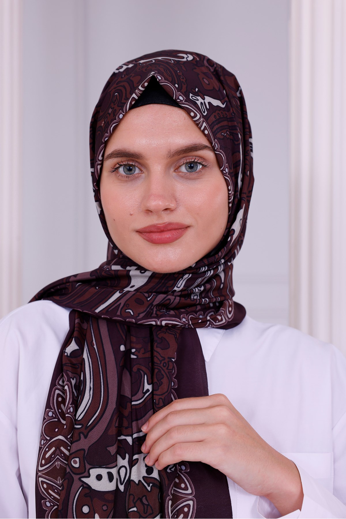Retro Desenli Kadın Şal Bordo Estascarf
