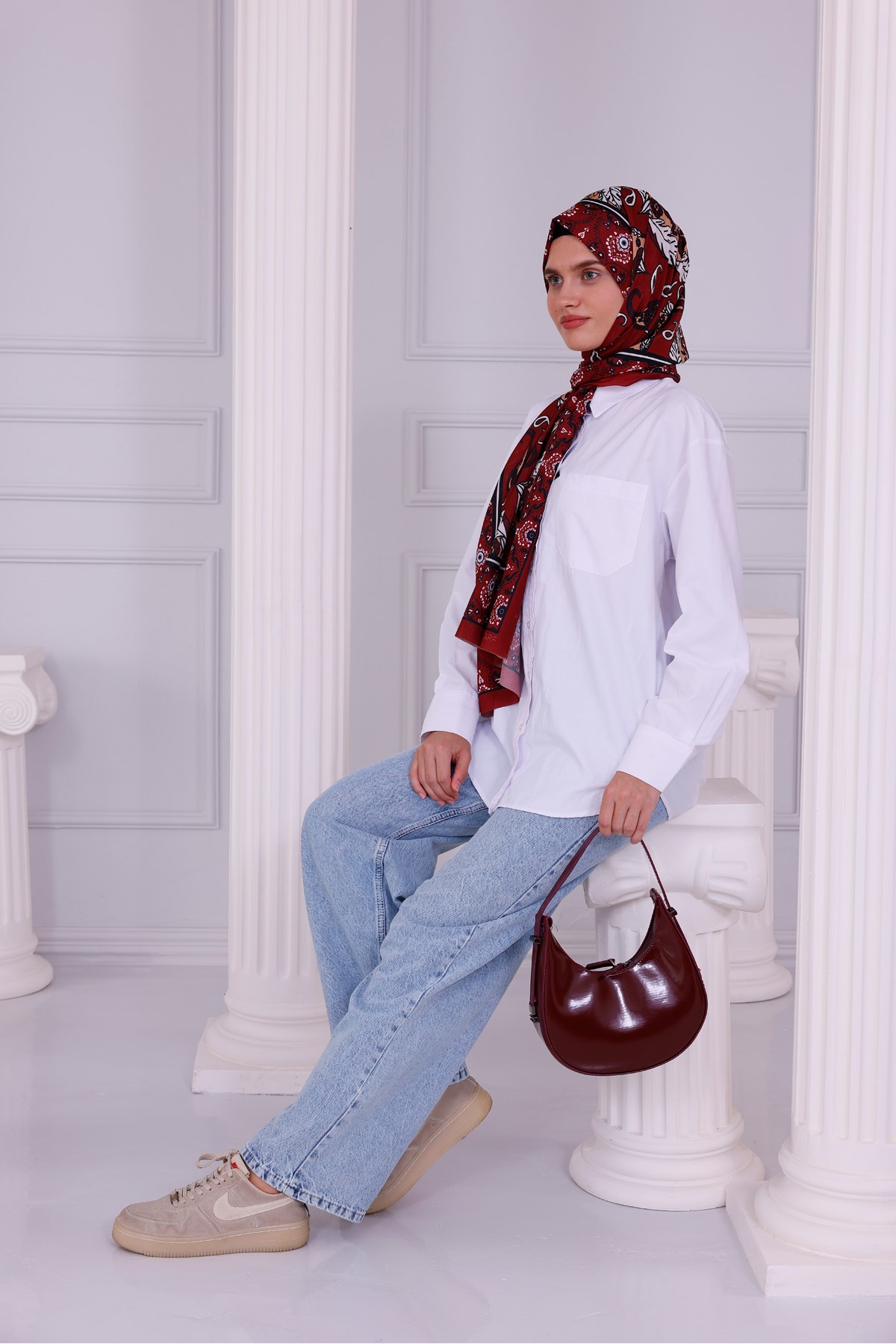 Retro Desenli Kadın Şal Kırmızı Estascarf