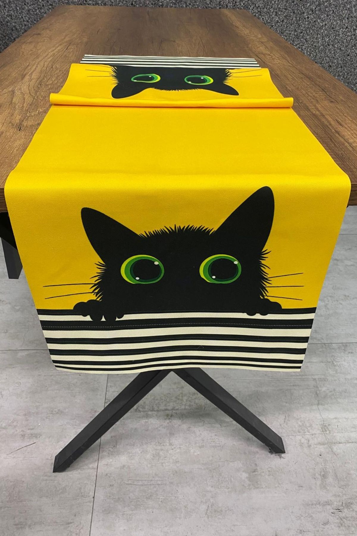 Siyah Kedi Desenli Runner 40x140 Cm