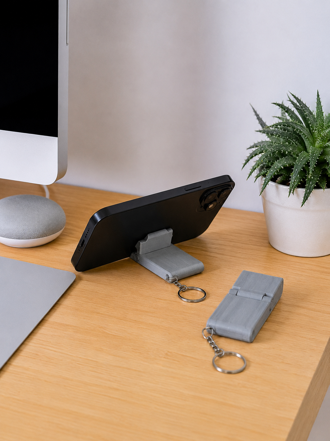 Tarzını Seç 3'ü 1 Arada Mini Telefon Tutucu Anahtarlık Charm – Gri 3,5 × 7 × 1 cm