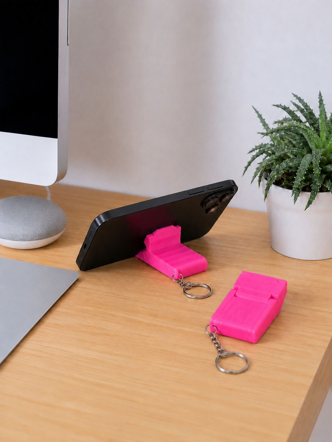 Tarzını Seç 3'ü 1 Arada Mini Telefon Tutucu Anahtarlık Charm – Pembe 3,5 × 7 × 1 cm