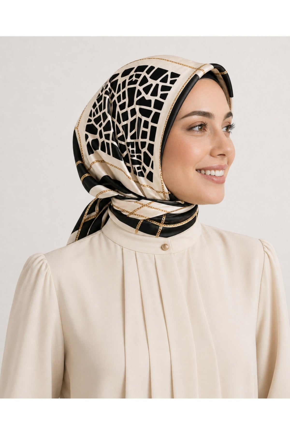 Tarzını Seç Kahverengi Queen Fular / Bandana / Aksesuar / Eşarp 90x90 cm