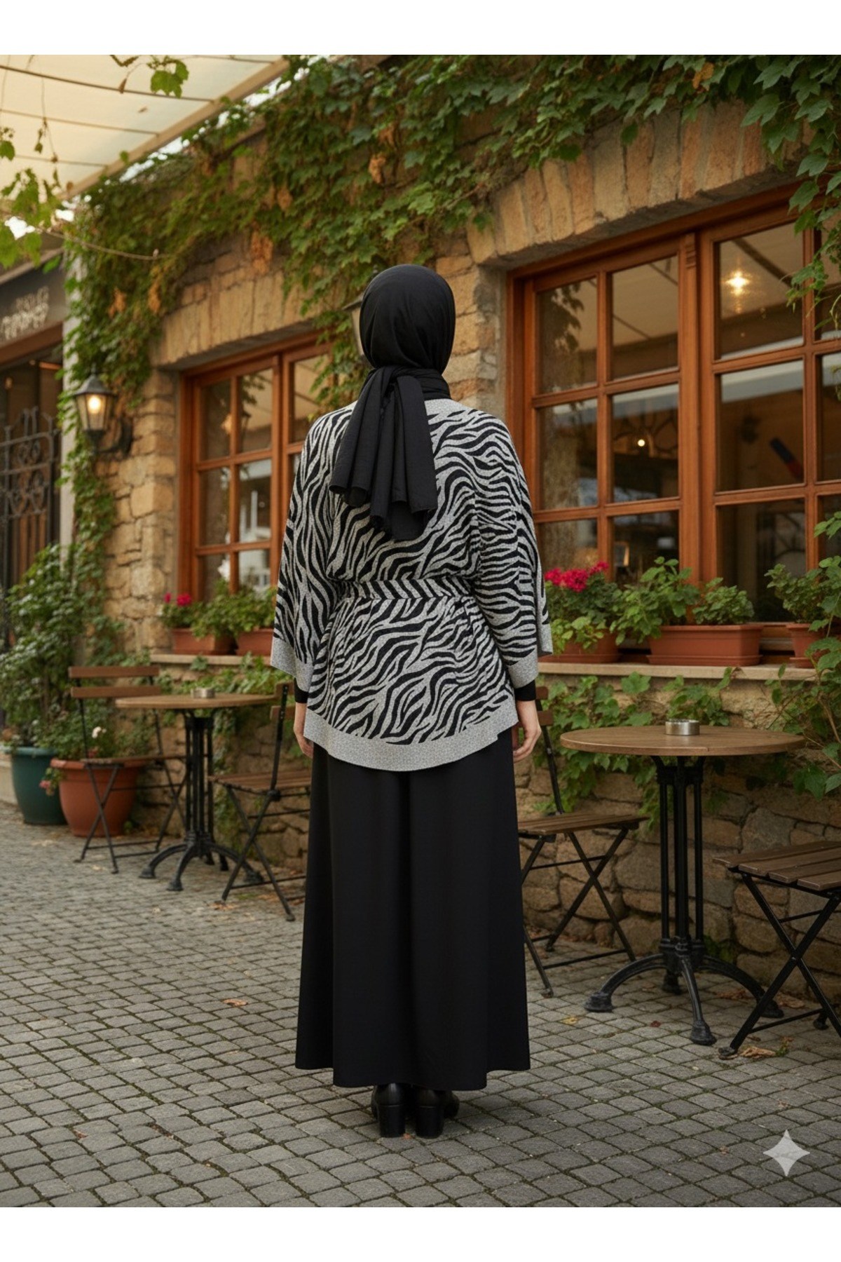 Yeni Sezon Rahat Modern Zebra Oversize Panço / Tesettür Tunik - Panço