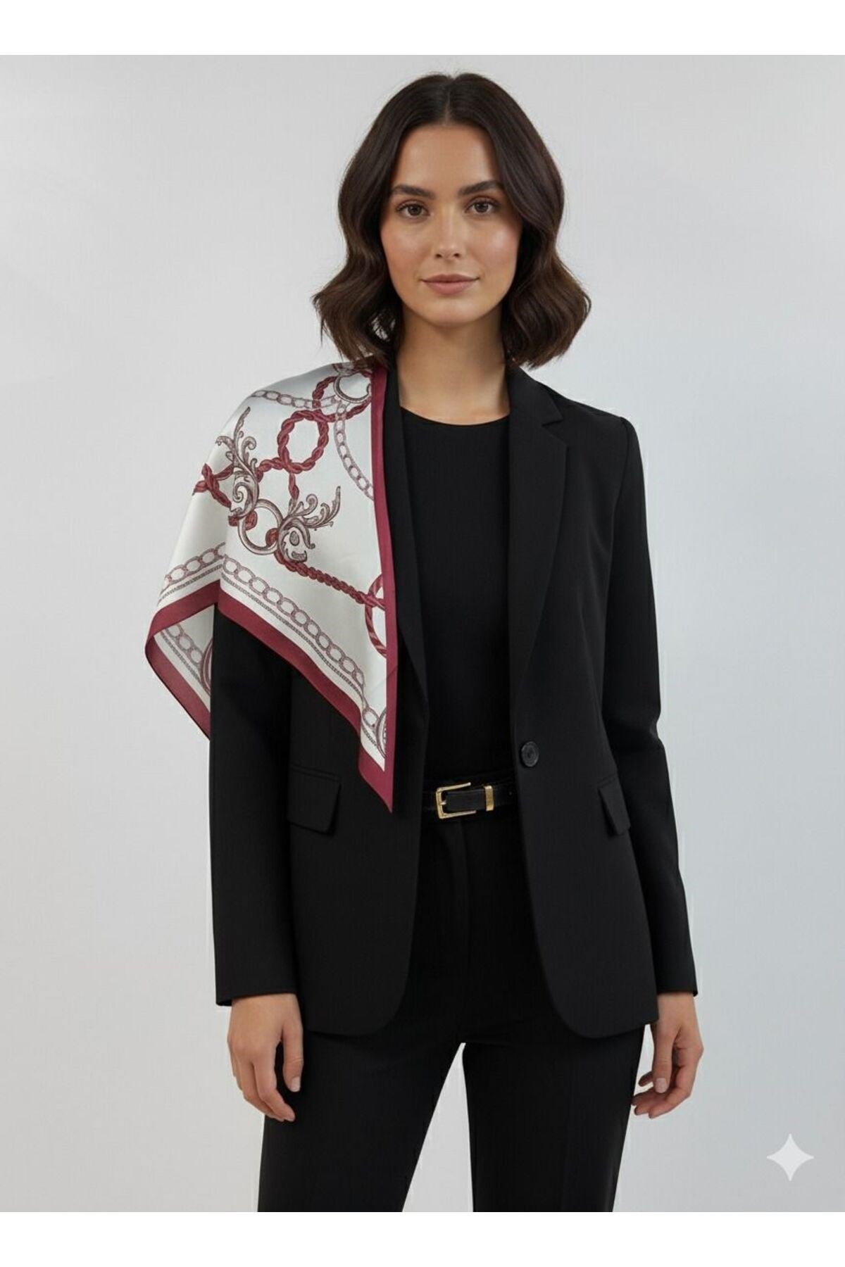 Zincir Desenli Kırmızı Üçgen Fular Bandana Estacraft - 100x45 cm